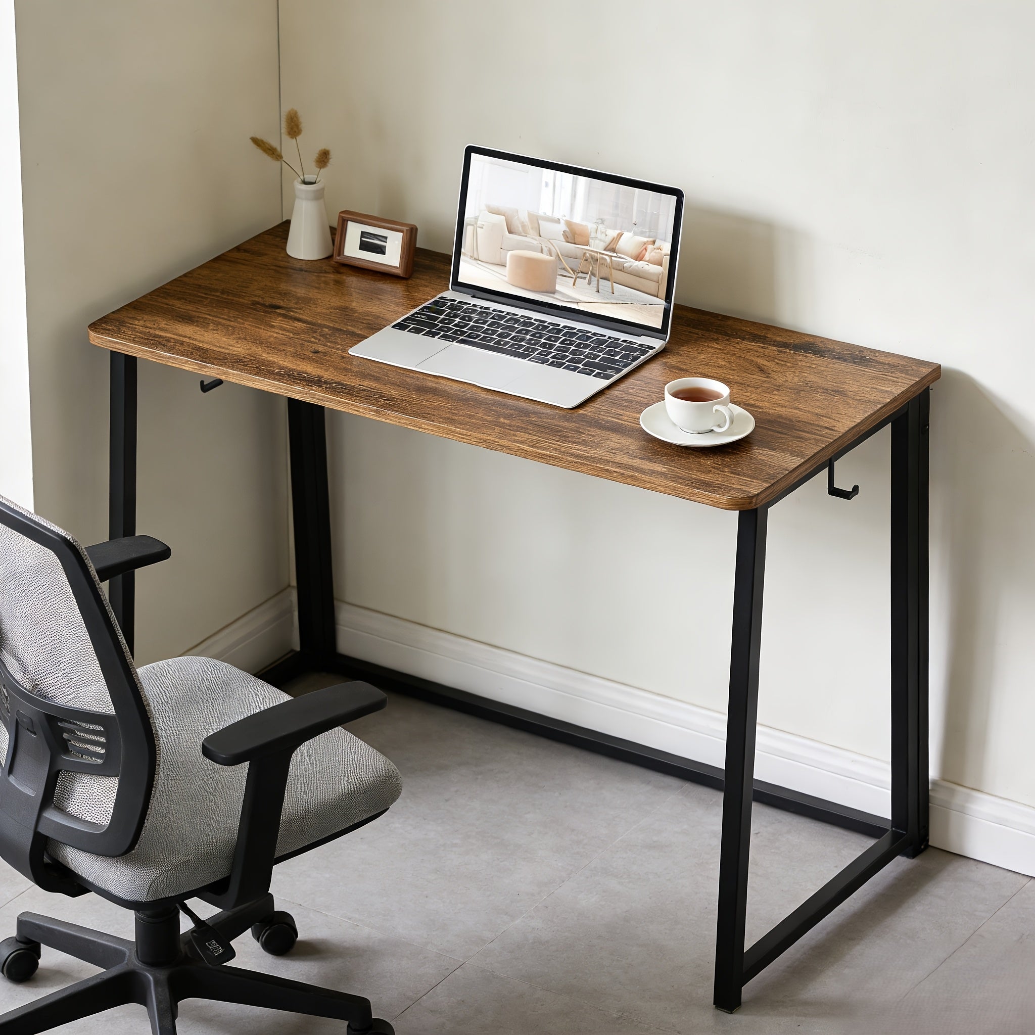 Lightweight Folding Desk 31.5\